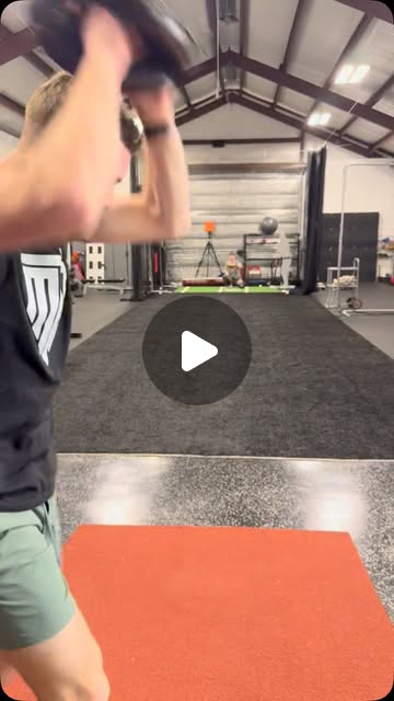 Pitching reel